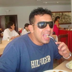 Meet your Posher, Eduart